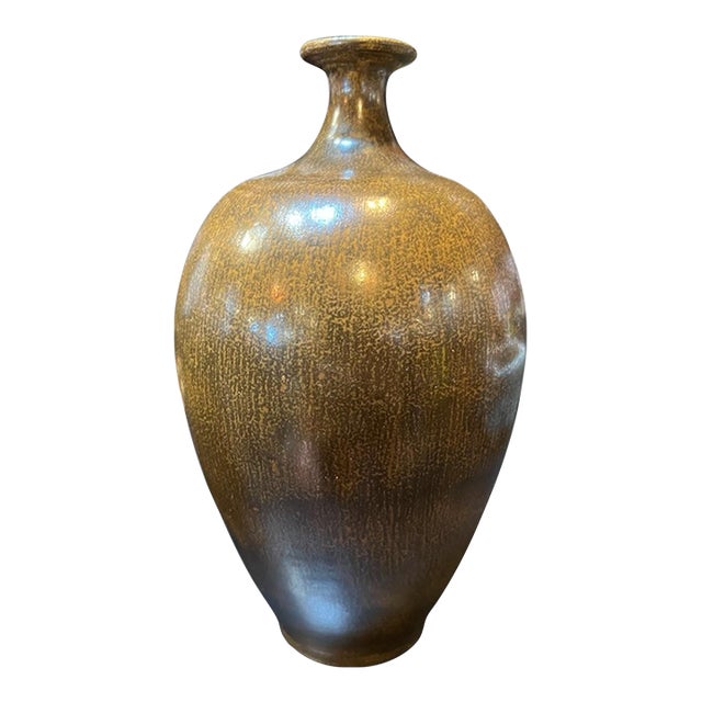 William & Polia Pillin Studio Pottery Vase With Mottled Ochre Glaze, C. 1960s For Sale