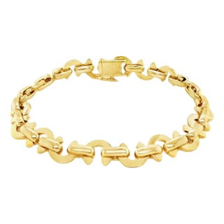 Mid 20th Century Chanel 18k Yellow Gold Bracelet Iconic C Logo Links 7" For Sale