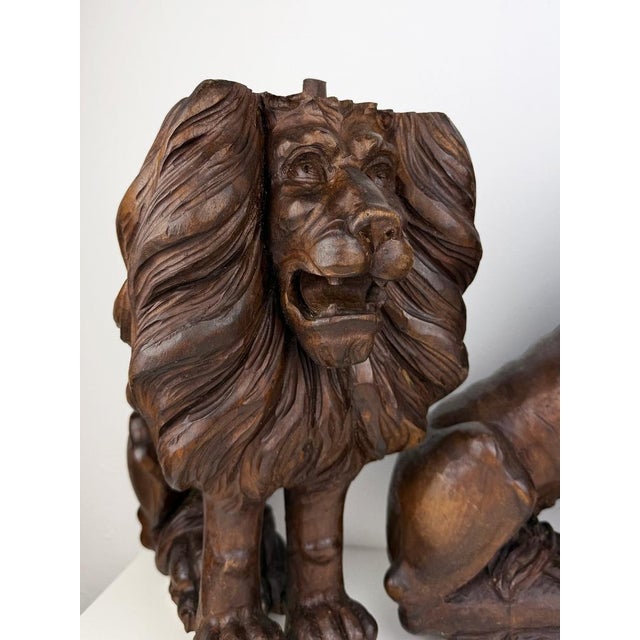 Antique Renaissance Revival Italian Hand-Carved Wooden Lions, 1890s, Set of 2 For Sale - Image 11 of 18