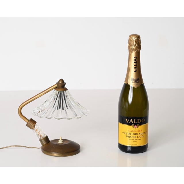 Bellflower Table Lamp in Murano Glass and Brass attributed to Ercole Barovier, Italy, 1940s For Sale - Image 12 of 16