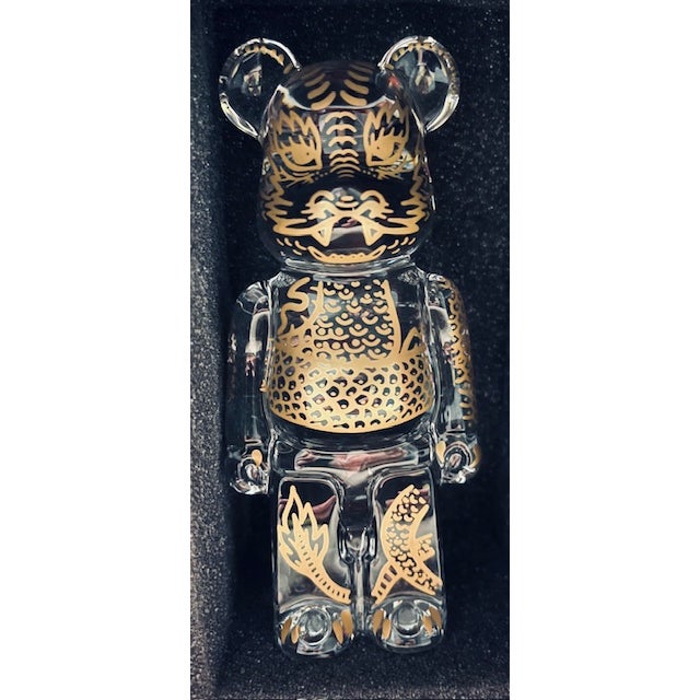 Pop Art Be@rbrick for Baccarat Crystal Dragon Sculpture – Exclusive Collector’s Limited Edition, Brand New in Box For Sale - Image 3 of 12