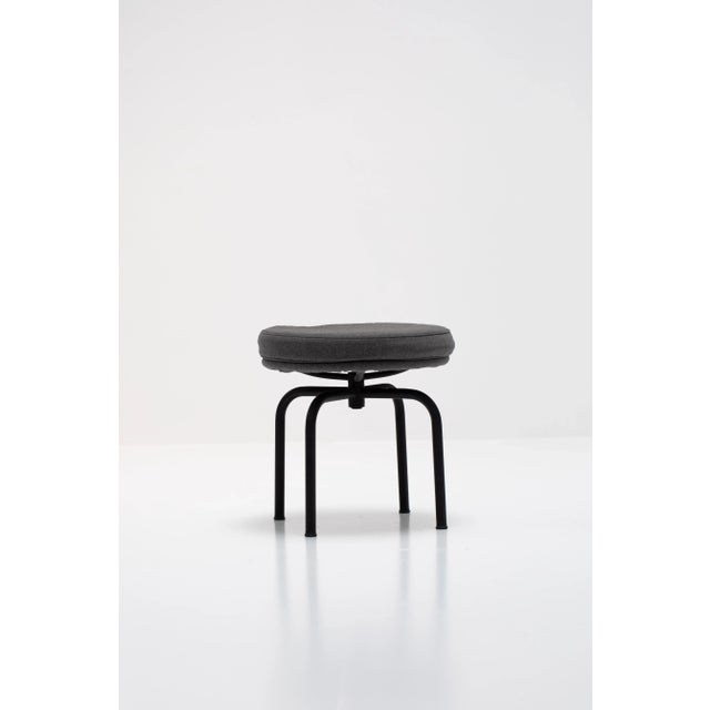Set of Model LC8 Stools by Le Corbusier for Cassina, 1970s For Sale - Image 10 of 10
