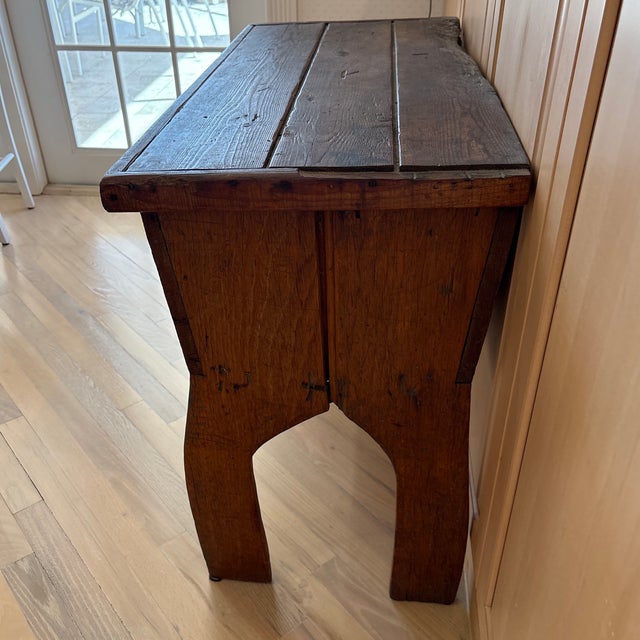 Antique Early American Primitive Pine Wood Dough Box Table Circa 1750 For Sale - Image 4 of 12