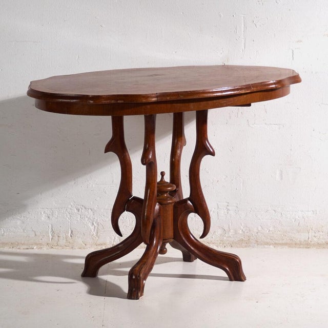 Salon Table in Walnut, Central Europe, 1880 For Sale - Image 11 of 11