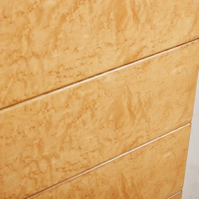 Birdseye Maple Chest of Drawers by Saporiti Italia, Italy 1970s For Sale In Chicago - Image 6 of 11