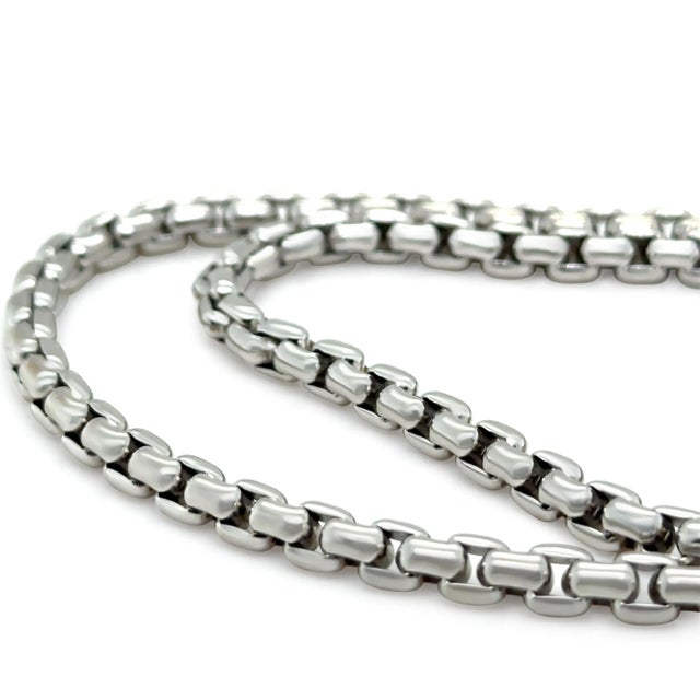 Tiffany and Co. Tiffany & Co. 18ct White Gold Box Chain Necklace 74.3g For Sale - Image 4 of 5