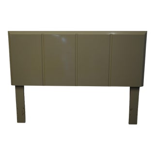 Lane Furniture Cream / Off White Lacquered Contemporary Modern Queen Size Headboard 831-23 For Sale