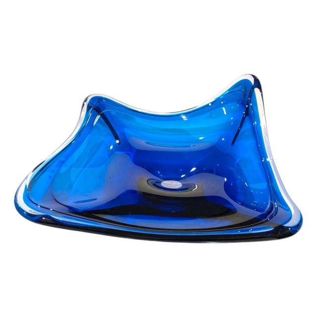 Large Stingray Glass Centerpiece Bowl 21" Oversize Blue Nautical Coastal Decor For Sale - Image 14 of 18