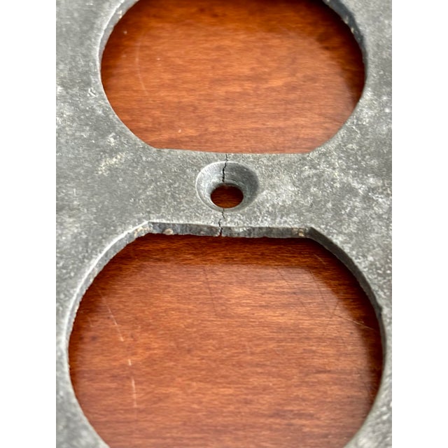 1950s Vintage 1960s Metal Light Switch Plates With Bubble Motif – Set of 5 For Sale - Image 5 of 7