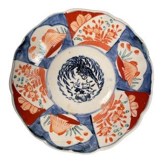 Antique Imari Porcelain Dish Featuring Flying Quail and Scalloped Edges For Sale