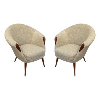 Danish Lounge Chairs in Bouclé and Wood by Nanna Ditzel, 1950s, Set of 2 For Sale