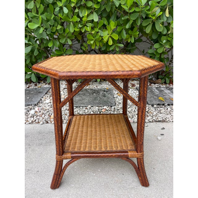 Brown Vintage Palecek Tortoise Rattan & Wicker Side Table – Palm Beach Style For Sale - Image 8 of 11