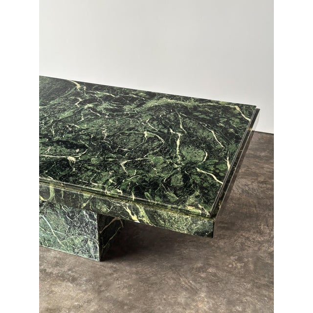 Verde Alpi Marble Pedestal Coffee Table, Italy, 1980s For Sale - Image 16 of 18