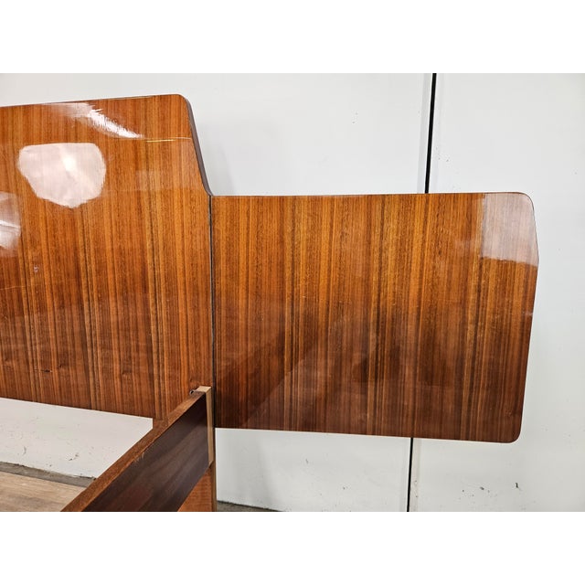 Mid-Century Walnut Double Bed, 1960 For Sale - Image 6 of 18