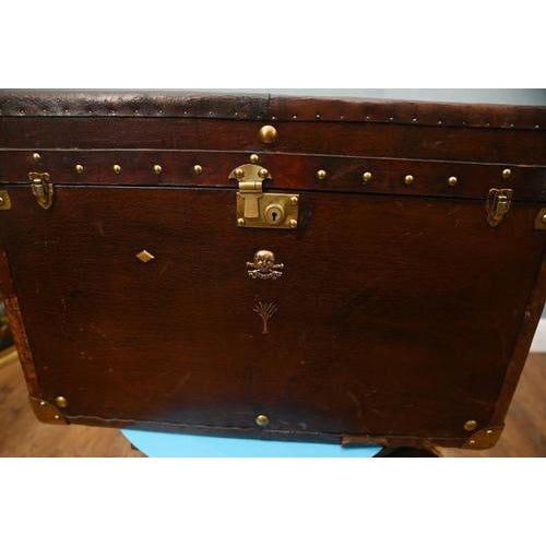 Vintage Leather Travel Trunk For Sale - Image 4 of 10