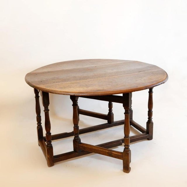19th Century English Gate-Leg Table with Flaps and Turned Legs For Sale - Image 7 of 11