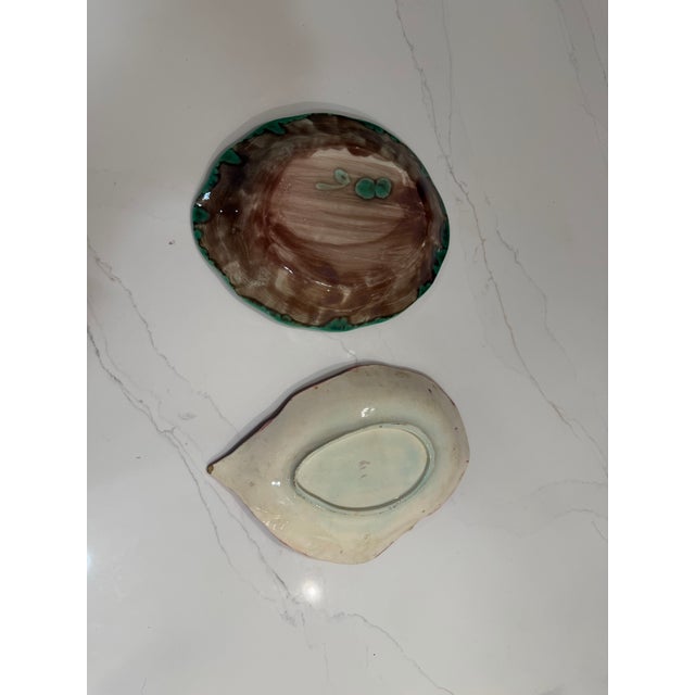 Late 19th Century Pair of Antique Majolica Begonia Leaf Dishes - High Relief For Sale - Image 5 of 12