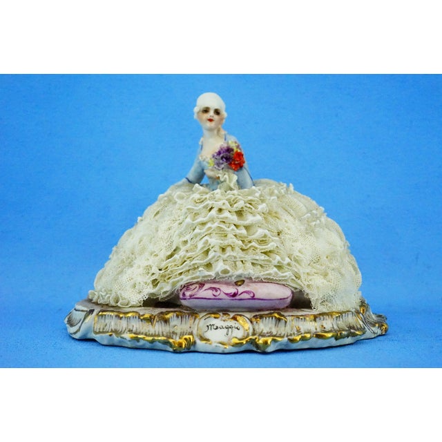 Luigi Fabris, Sculpture Venetian Lady, Crinoline Lace Flowers, 1890s, Porcelain For Sale - Image 10 of 18