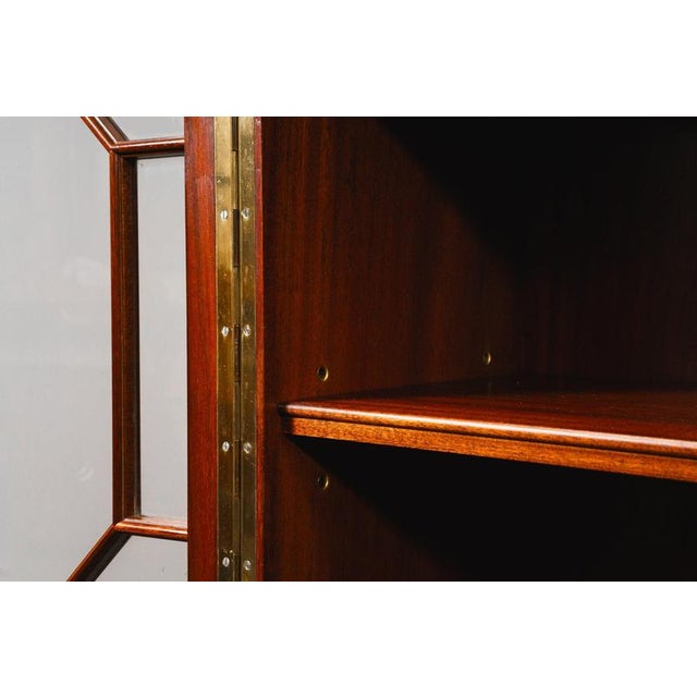 English Style Bookcase in Mahogany, Early 20th Century For Sale - Image 18 of 18