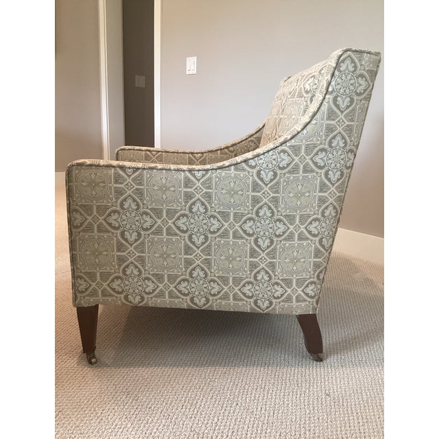 Ivory Pair of George Smith Club Chairs. Like New Condition! For Sale - Image 8 of 11