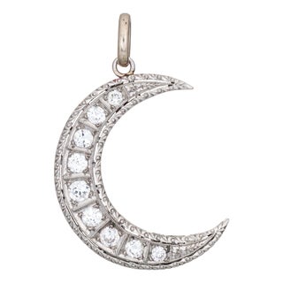 1920s Vintage Art Deco Diamond Crescent Moon Pendant Platinum Estate Fine Jewelry For Sale