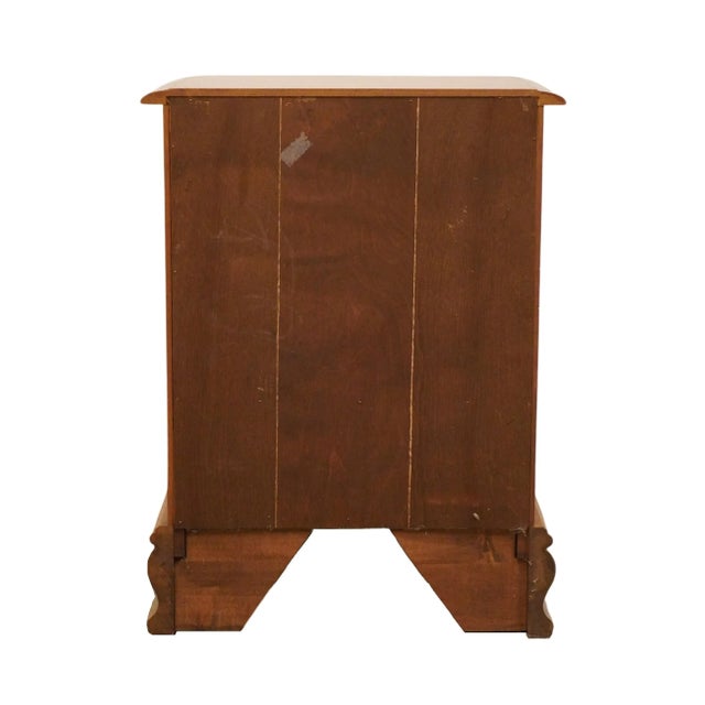 Sprague & Carleton Solid Hard Rock Maple Colonial Early American 19" Open Cabinet Nightstand For Sale - Image 11 of 13