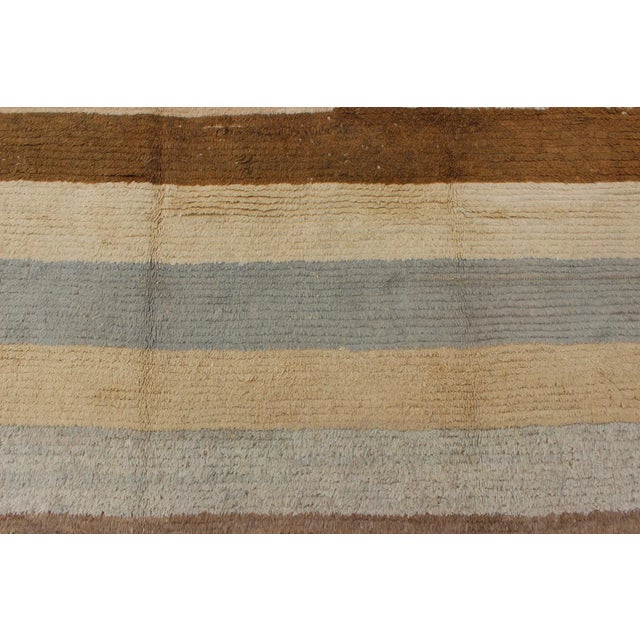 Mid 20th Century Vintage Turkish Tulu Rug in Soft Neutrals, Cream, Cocoa, and Sky Blue For Sale - Image 5 of 9