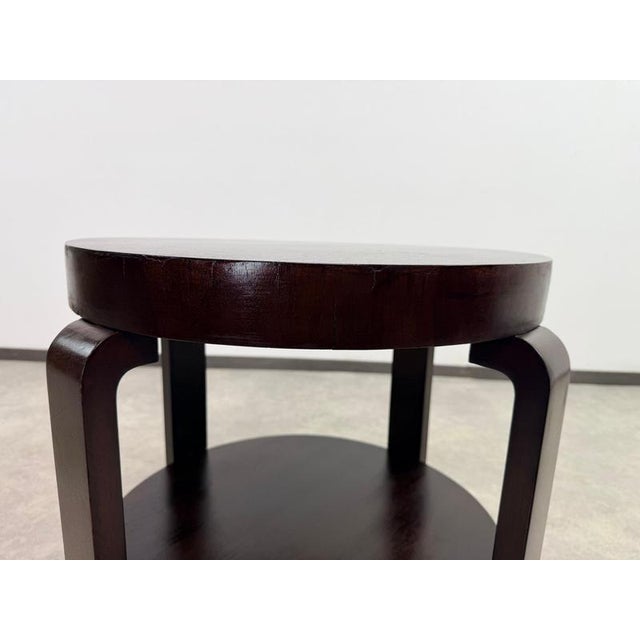 Art Deco Round Bentwood Side Table with Shelf by Thonet Mundus, 1930s For Sale - Image 10 of 12