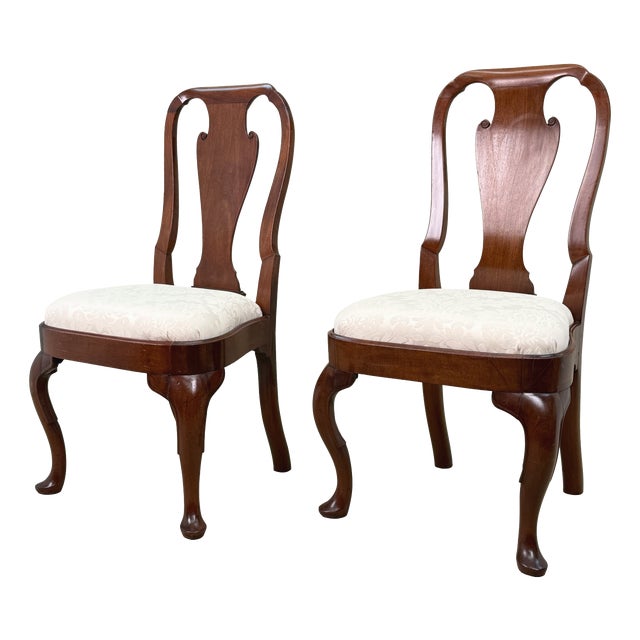 Antique Walnut Side Chairs, 1710, Set of 2 For Sale