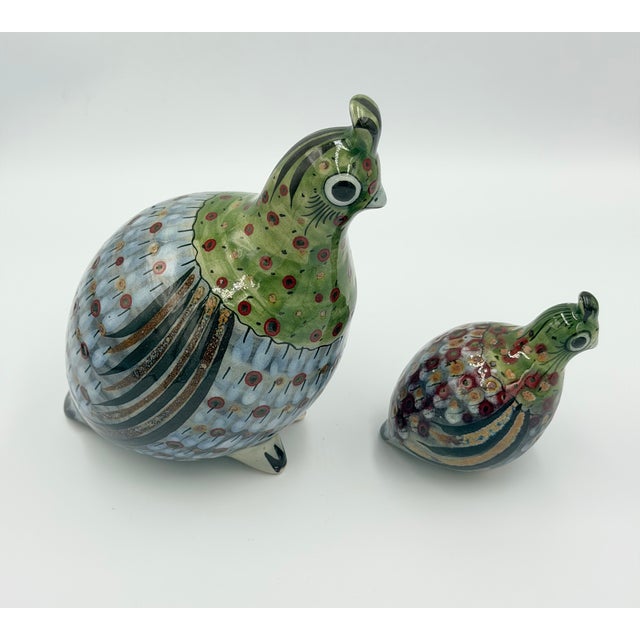 1960s Folk-Art Ken Edwards Tonala Pottery Hand Painted Palomar Quail Mama & Baby Bird For Sale - Image 5 of 9