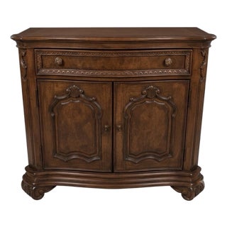 A Vintage Drexel Heritage French Provincial Style Wooden Door Nightstand For Sale
