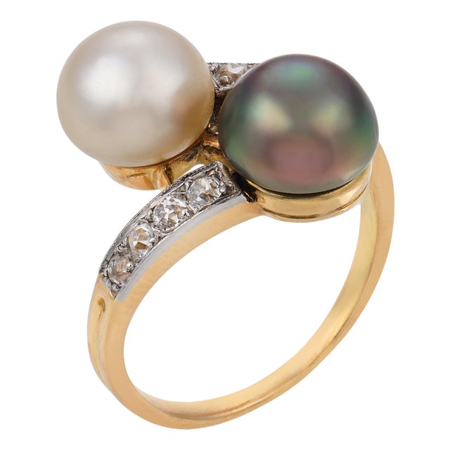 1910s Edwardian Natural Pearl Diamond 18k Yellow Gold Toi Et Moi Ring, Size 6.75 For Sale