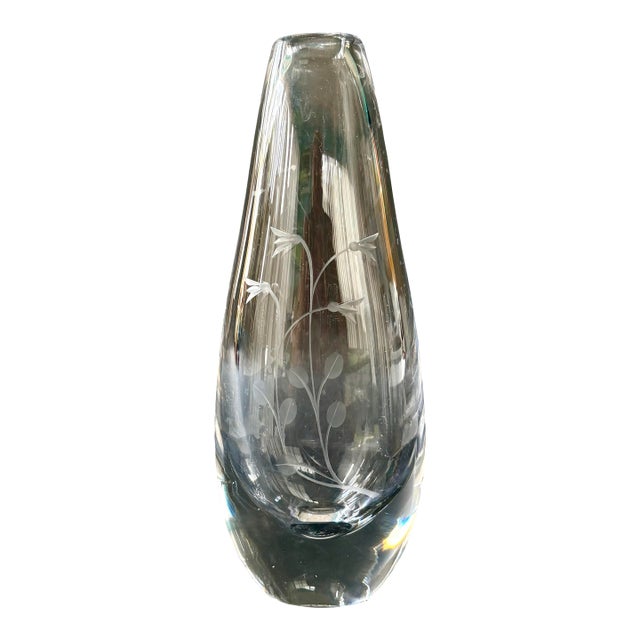 Signed Kosta Sweden H3053 Crystal Bud Vase With Etched Wildflowers, Circa 1960s For Sale