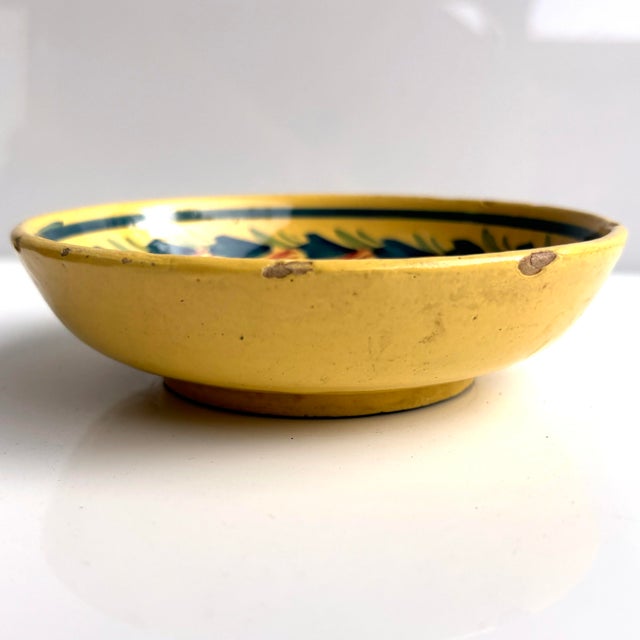 Henriot Quimper Antique French Henriot Quimper Bowl Featuring Breton Woman For Sale - Image 4 of 5