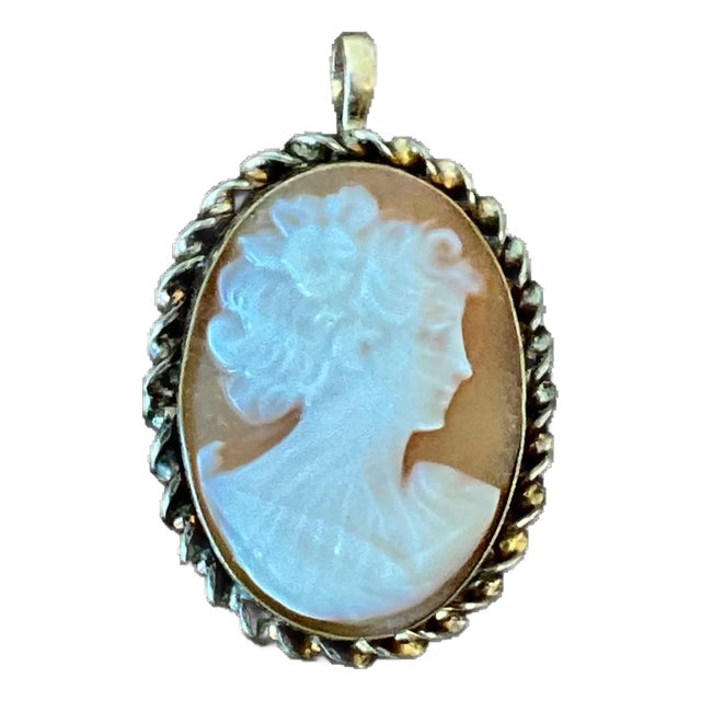 Vintage Victorian 12k Handcarved Cameo Pendant Brooch For Sale