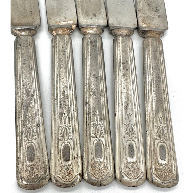 1930s 1930s Set of 5 Flatwear Butter Knife by Repoussé For Sale - Image 5 of 5