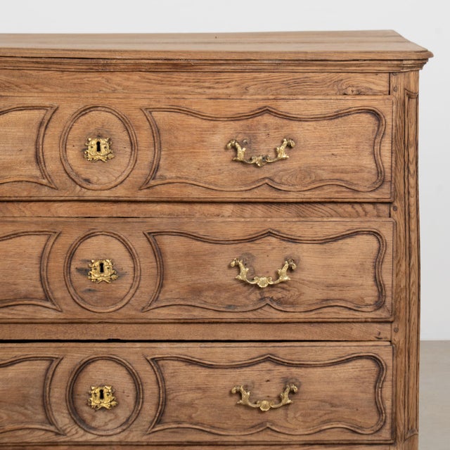 18th Century French Bleached Oak Chest of Three Drawers For Sale - Image 9 of 18