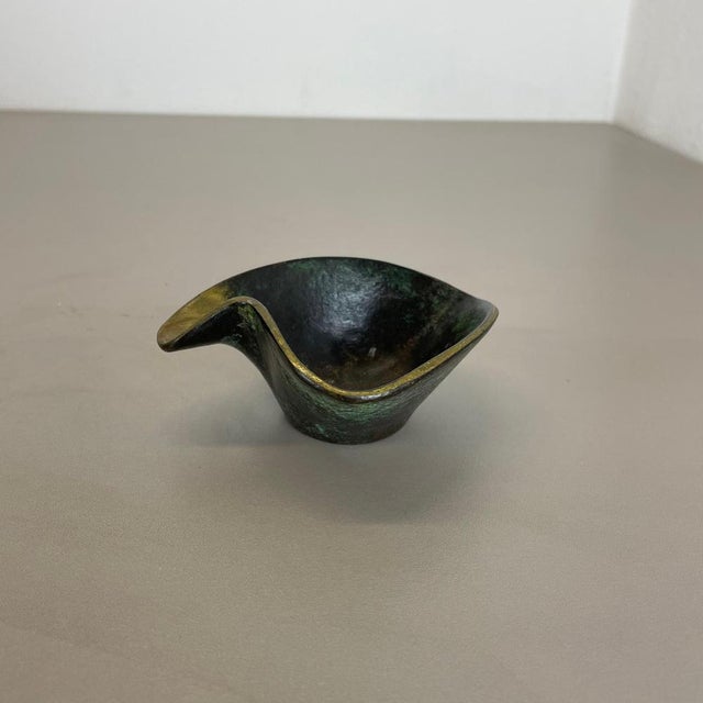 Article: ashtray element Design: Carl Auböck, 1950s Producer: Auböck Workshop Vienna, Austria Origin: Austria Age: 1950s :...