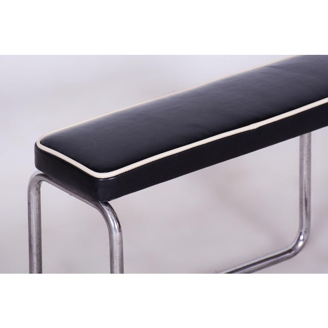 Bauhaus Vintage Bauhaus Stools in Chromed Steel and Italian Leather, Czech, 1930s, Set of 2 For Sale - Image 3 of 10