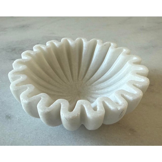 Traditional Marble Fluted Scalloped Bowl For Sale - Image 3 of 7