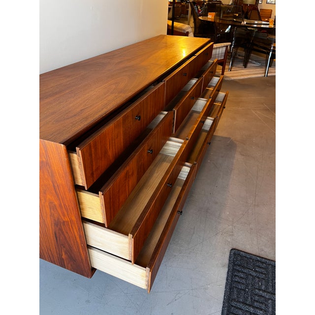 Wood Jack Cartwright for Founders 12-Drawer Dresser, Walnut, Mid-Century Modern, Attributed For Sale - Image 7 of 14