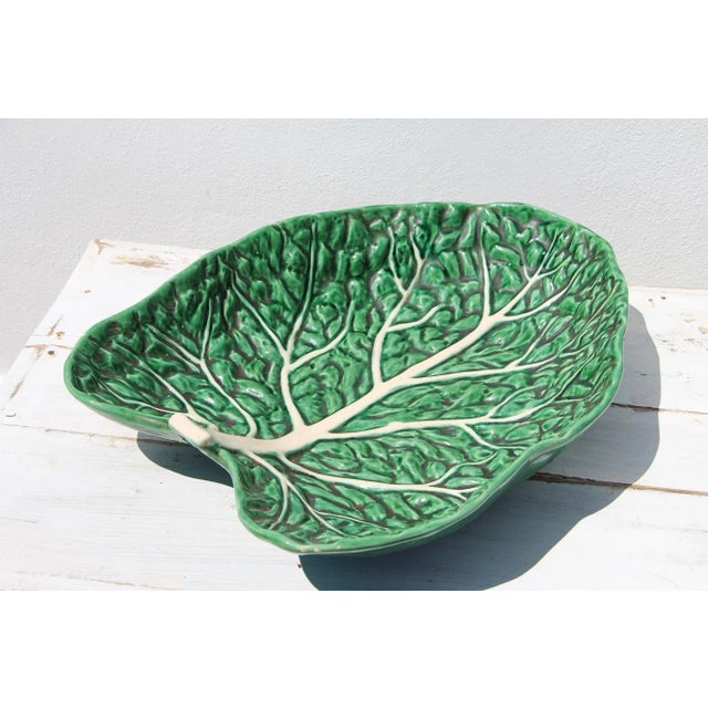 Rustic European 1900s Large Earthenware Bordallo Pinheiro Cabbage Centerpiece, Portuguese For Sale - Image 3 of 12