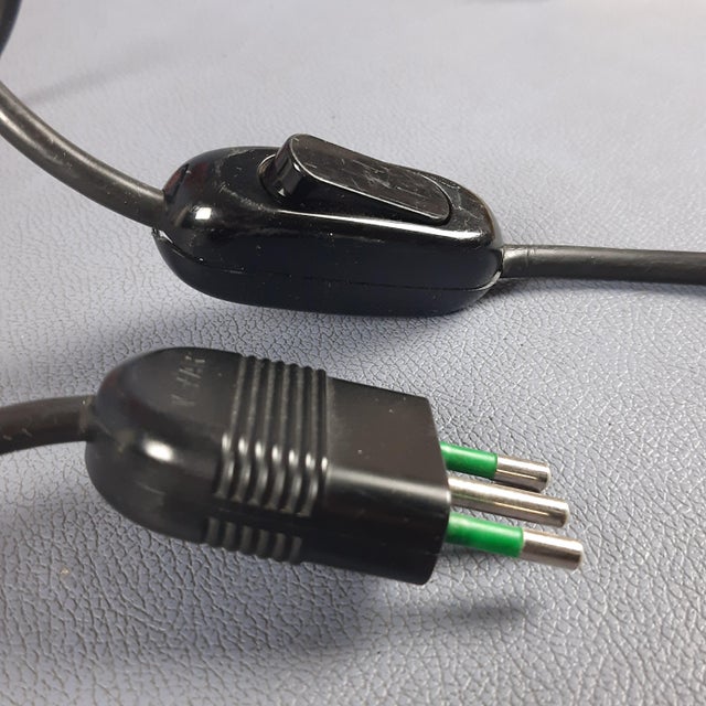 Modernist Pink Pleated Murano Glass Table Lamp, 1970s For Sale - Image 12 of 16