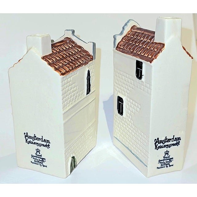 Traditional 1970s Pair of Dutch Blue Delft Liquor Bottle Houses For Sale - Image 3 of 3