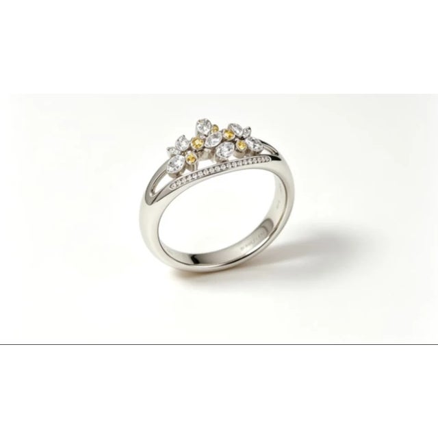 Contemporary Late 20th Century Size 7 14K White Gold Diamond Floral Ring For Sale - Image 3 of 5