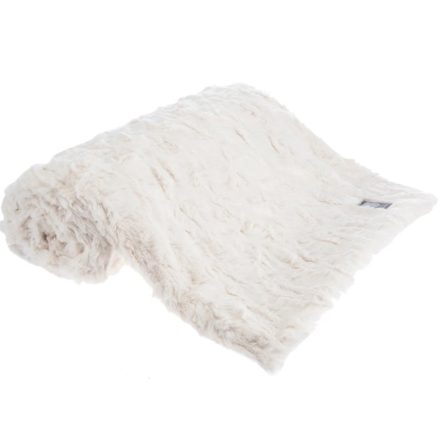From our best-selling Plush Collection comes the double sided Ivory Bunny Faux Fur minky throw in a soft, textured ivory....