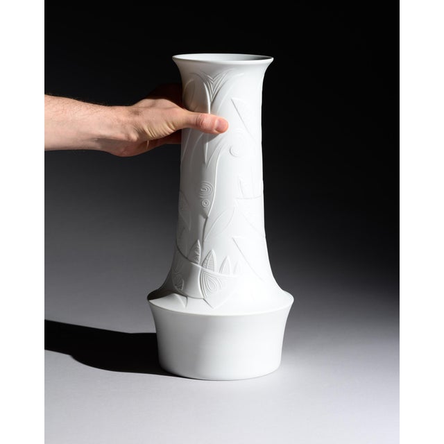 Floral Relief Bisque Porcelain Vases by Cuno Fischer for Hutschenreuther Selb, 1960s, Set of 3 For Sale - Image 15 of 18