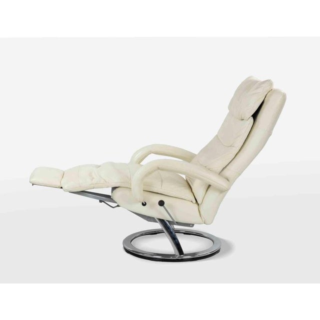 Vintage White Leather Cortina Chaise Longue, 1990s For Sale - Image 4 of 9