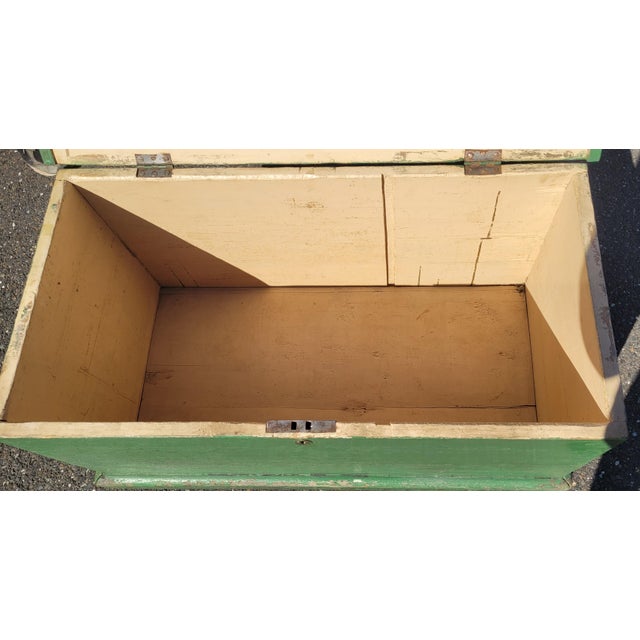 Antique Green Painted 19th Century Storage Chest For Sale - Image 4 of 9