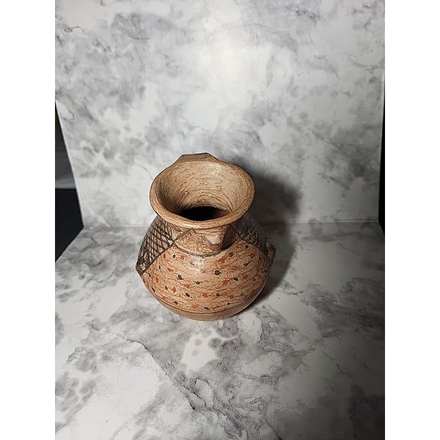Chilian pottery bird effigy vessel. A authentic vintage and primitive piece of cultural artistry. Traditional geometric...